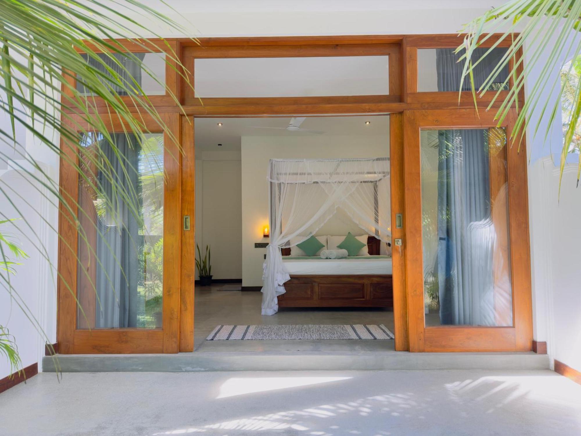 New Ocean Breeze Madiha Hotel Matara Bagian luar foto