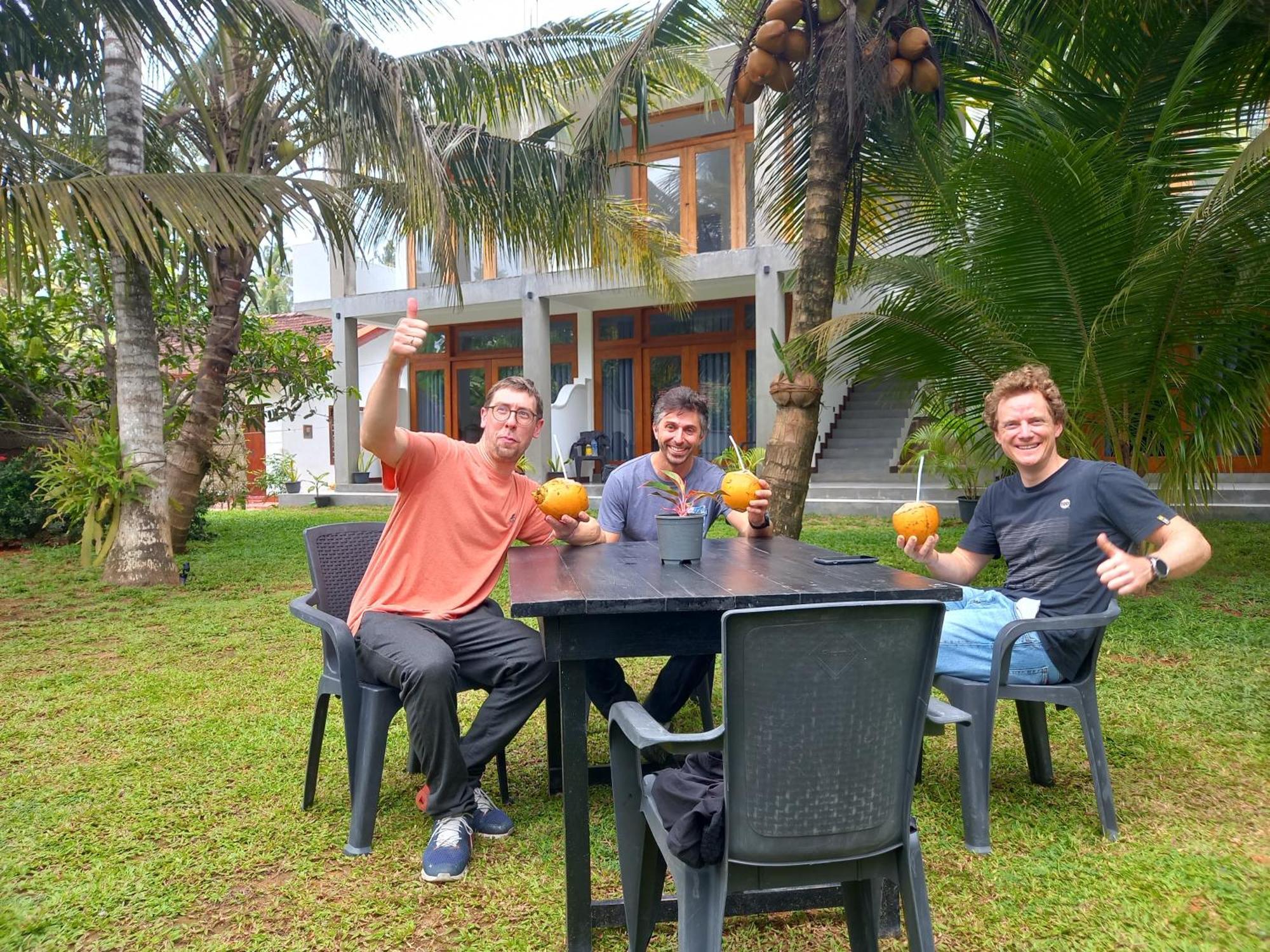 New Ocean Breeze Madiha Hotel Matara Bagian luar foto