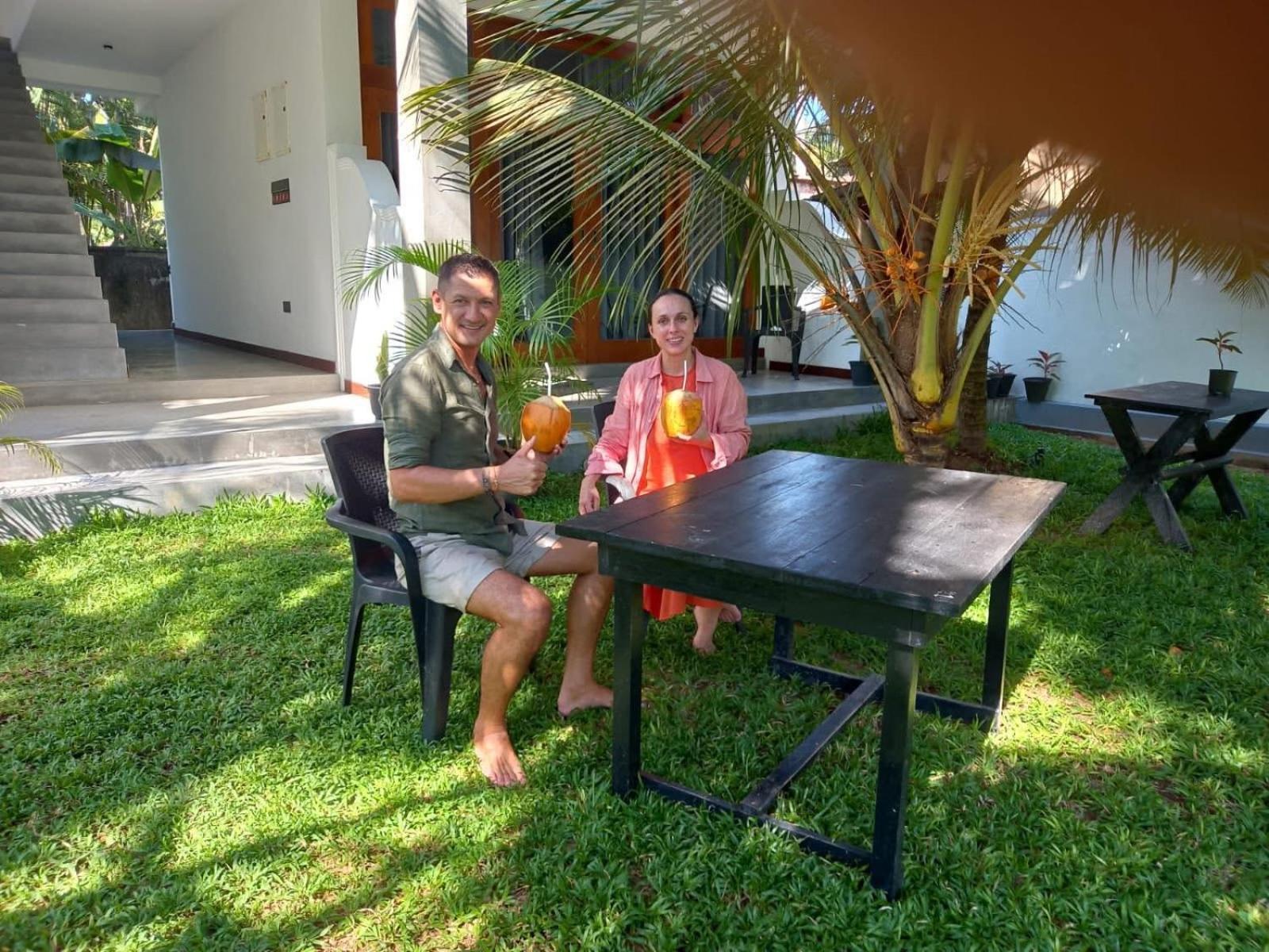 New Ocean Breeze Madiha Hotel Matara Bagian luar foto